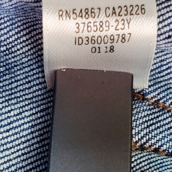 PINK by Victoria's Secret! Distressed Blue Jean Short's! Sz. 6 - Picture 7 of 7